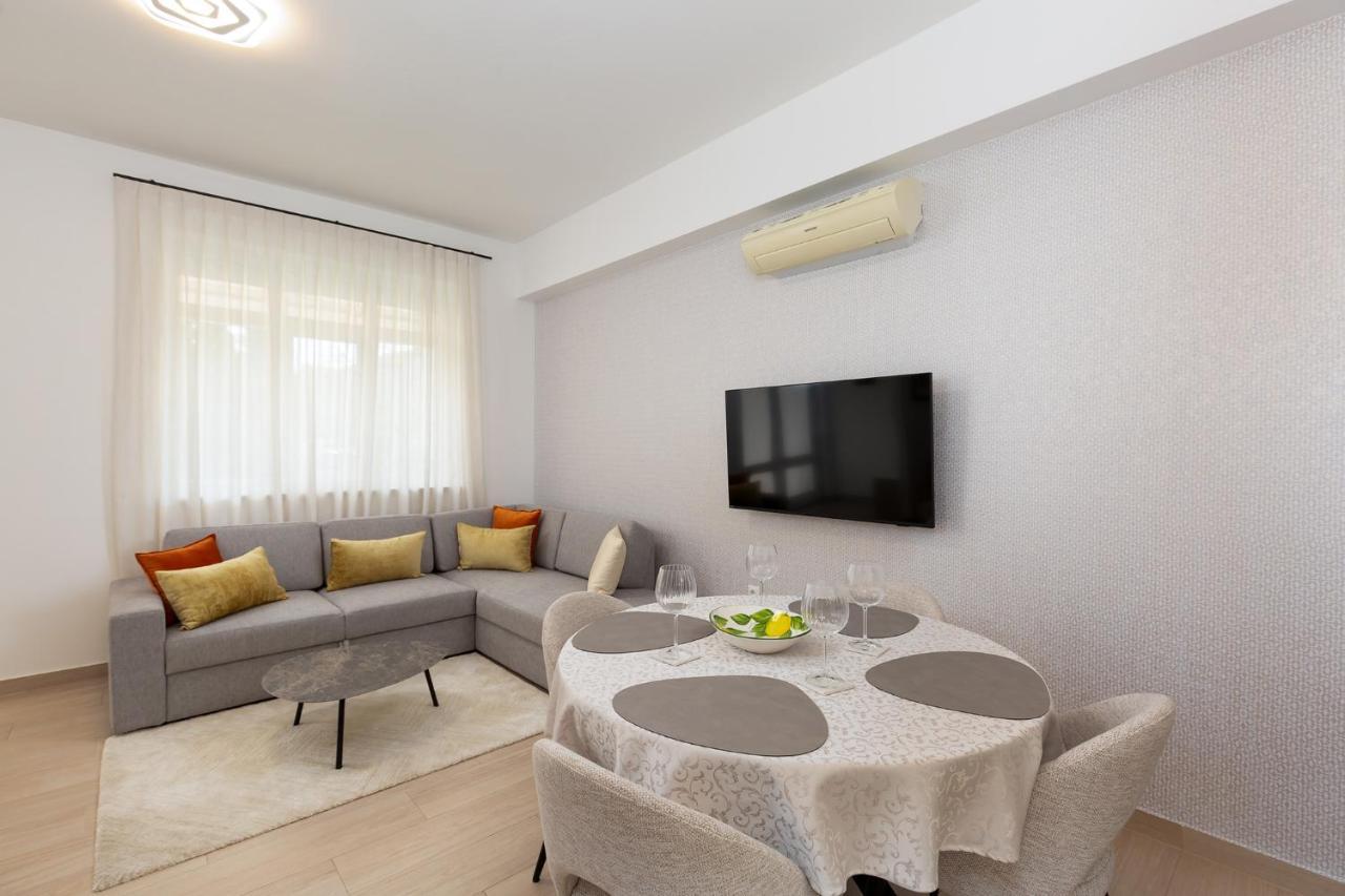 Stylish Apartment Mediterraneo Poreč Exterior foto